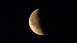 Verhandlungen nutzen sie diesen kooperativen tag für wichtige gespräche. Abnehmender Mond Am 20 April Am Morgenhimmel Arts Fotos