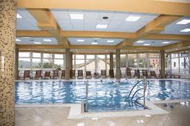 Oferte și promoții, facilități și obiective turistice pentru vacanțe sau excursii reușite. Hotel Germisara Geoagiu Bai Romania Camere Si Tarife Disponibile