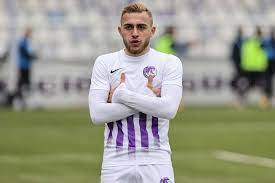 Kariyer sayfasında barış alper yılmaz isimli futbolcunun sezon bazında takımının yer almış olduğu turnuvalardaki maç, gol, asist, sarı kart, kırmızı kart, oyuna girme, oyundan alınma. Transfer Haberleri Baris Alper Yilmaz In Yeni Takimi Belli Oldu Ntvspor Net