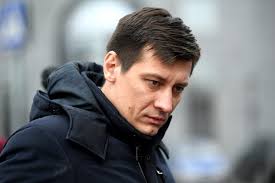 Детство, юность, образование, начало политической карьеры. Qk8edyrcktqaym