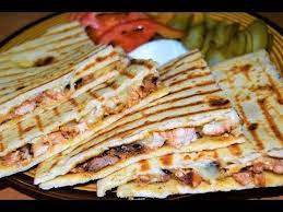 افضل شاورما دجاج مع بهاراتها وتتبيلتها وطريقة خبز الشاورما chicken shawarma شيف احمد youtube recipes food cooking recipes