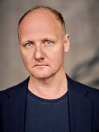 Regina Sievers's Instagram, Twitter & Facebook