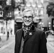 Learn | Mark Hill | Antiques & Collectables Expert