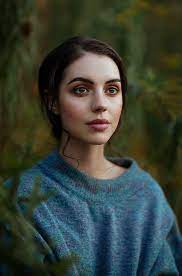 Pin By Rosie O Bs On Adelaide Kane Adelaide Kane Adelaide Portrait
