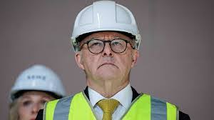 Clinton Pollock's Instagram, Twitter & Facebook