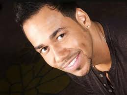 1 single propuesta indecente. in the video, shot in much more to romeo's liking is mexican actress eiza gonzalez, who enters the room in a short, sequined dress as the bandoneon starts to play. Romeo Santos Gana 100 Millones De Visitas A Su Clip Propuesta Indecente Rpp Noticias