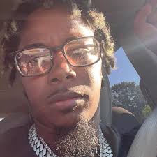 Mannn my client lives what he raps & dropped a bigger bag.. whole kit…  chain, pendant & permanent Invisible Set.. have street jewelers throwing a  fit bro