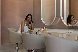 905 houston northcutt boulevard suite 101, mount pleasant, south carolina 29464. Harvard Business School Grad Rethinks The Drybar For Textured Hair