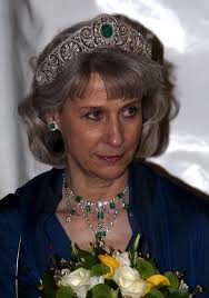 Birgitte Duchess Of Gloucester Tiaras The Duchess Of Gloucester Wife Of The Duke Of Gloucester Wearing The Gloucester Palmette Tiara Emerald Center S Royal Crowns Royal Tiaras Royal Crown Jewels