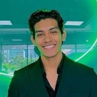 Alexis Camarena's Instagram, Twitter & Facebook