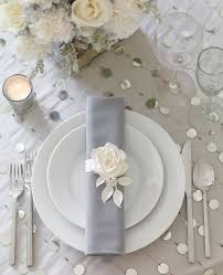 Le idee segnaposto matrimonio sono tante, anche perché al giorno d'oggi sono sempre di più le coppie che non vogliono rinunciare a questo dettaglio importante: Segnaposto Matrimonio Invernale