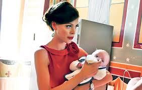 Check spelling or type a new query. Alina Sotia Lui Borcea A Explodat Atac La Pelinel Zdreanta Stearpa Femeie De Moravuri Usoare Ziarul Argesenilor