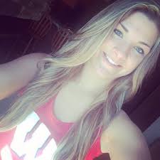 Alyssa Call (@lyssaa33)