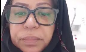 وأعلنت فخرية الخبر عبر صفحتها على الإنستغرام بعبارة. Ø´Ø§Ù‡Ø¯ Ø§Ù„ÙÙ†Ø§Ù†Ø© Ø§Ù„Ø¹Ù…Ø§Ù†ÙŠØ© ÙØ®Ø±ÙŠØ© Ø®Ù…ÙŠØ³ Ø£Ø¨ÙƒØª Ø§Ù„Ø¹Ù…Ø§Ù†ÙŠÙŠÙ† Ø¨ÙÙŠØ¯ÙŠÙˆ Ù…Ø¤Ø«Ø± ÙˆÙ‡Ø°Ø§ Ø·Ù„Ø¨Ù‡Ø§ Ø§Ù„Ø§Ø®ÙŠØ± ÙˆØ·Ù† Ø§Ù„Ø¯Ø¨ÙˆØ±