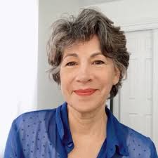 Gina Santamaria's Instagram, Twitter & Facebook