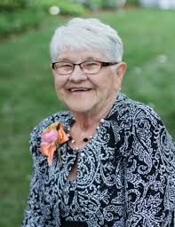 Patricia Henricks's Instagram, Twitter & Facebook