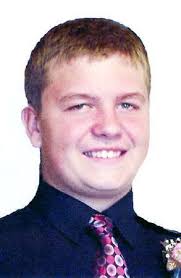 Community mourns teen\'s death