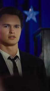 Tony and María meet for the first time ❤️ Movie: West Side Story (2021...