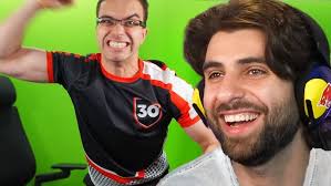 LEIA & THE BIG WALKING CARPET