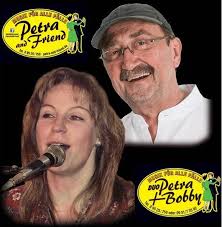 Petra and friend (@PetraAndFriend)