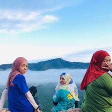Bukit batu pahat terletak di merbok,kedah,malaysia. This Hidden Hiking Spot In Batu Pahat Promises A Breathtaking View Johor Foodie