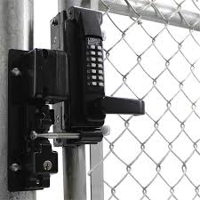 Chain link fence for thermal insulation. Lockey Sumo Gl2linx Adapter For Chain Link