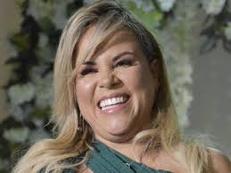 O Programa Fama e Destaque está de volta na RedeTV! ES