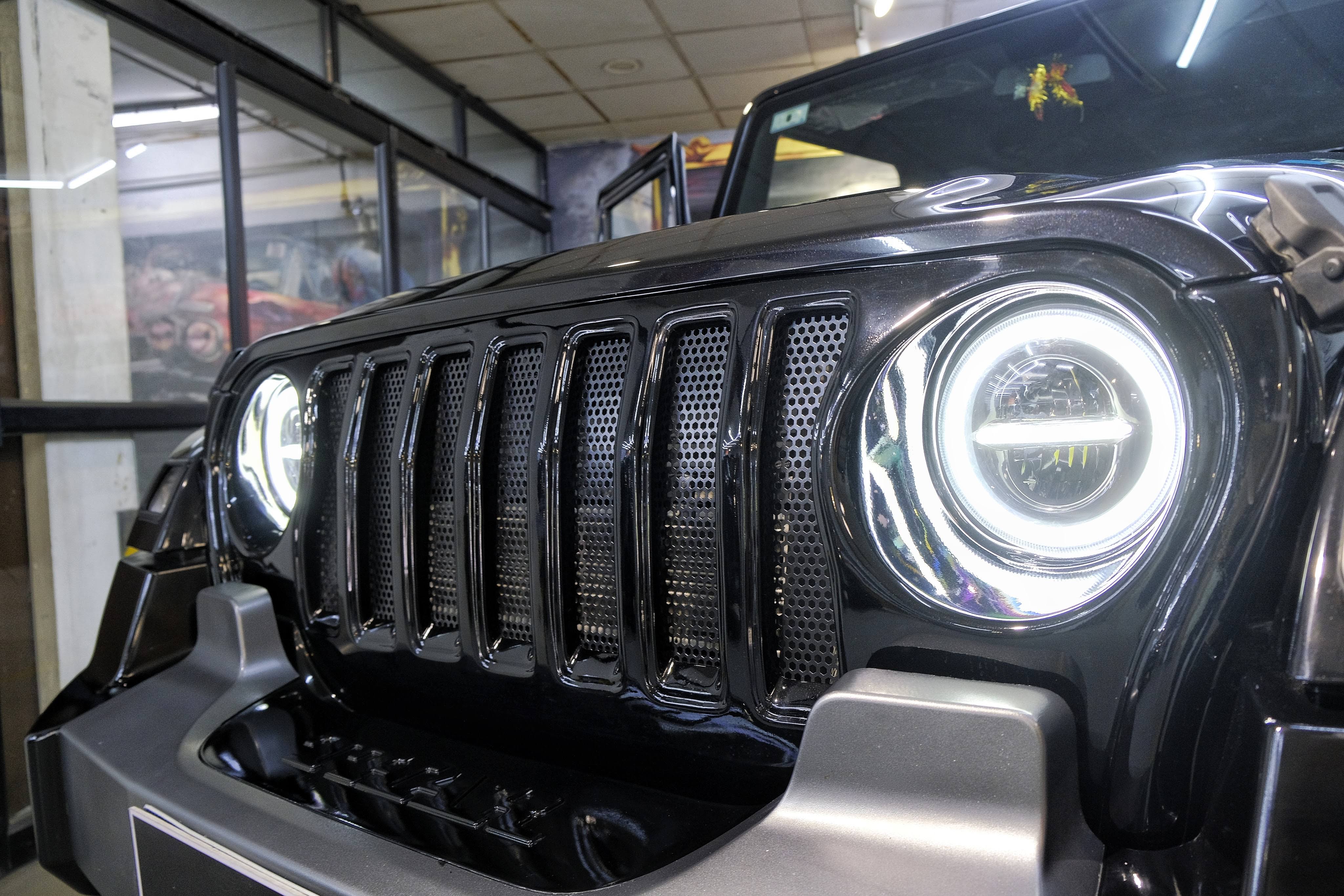 THAR - Wrangler Grill & Head Lamp product image