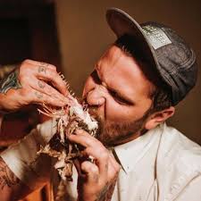 Brandon Parsons (@justgiantfood)