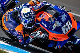 Miguel oliveira venceu este domingo o gp valência, derradeira prova da época e a sua última no mundial de moto2. Miguel Oliveira To Stay With Ktm For 2020 Motogp Cycle News