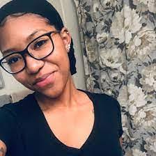 Candace Gooding's Instagram, Twitter & Facebook