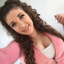 Brandy Benavides's Instagram, Twitter & Facebook