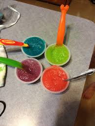 Use Food Coloring To Dye Plain Applesauce To Make It More Fun Activities For 1 Year Olds Good Food Food Coloring