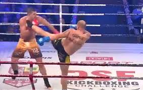 Tomasz sarara, jeden z najlepszych polskich kickbokserów, zadebiutuje w lipcu w mma. Tomasz Sarara Nowym Mistrzem Dsf Kickboxing Challenge Kapitalny Nokaut Wideo