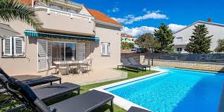 +43 664 881 889 08 office@austriagoeszrce.at Zrce Villas With Pool Zrce Eu