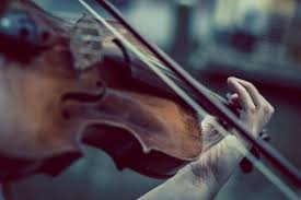 Your success at learning to play the fiddle will have a lot to do with your learning style. Playing The Violin For Right Handers Superprof