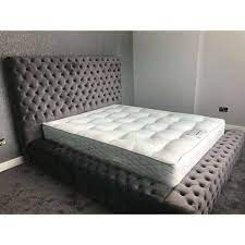 Unsere chesterfield betten echt leder. Chesterfield Bett Schlafzimmer Betten Textil 180x200cm Samt Big Hotel Grau Www Jvmoebel De La Design Chesterfield Mobel Ledersofa Sofa