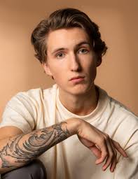 Michael (20) om å være ung på jobb: