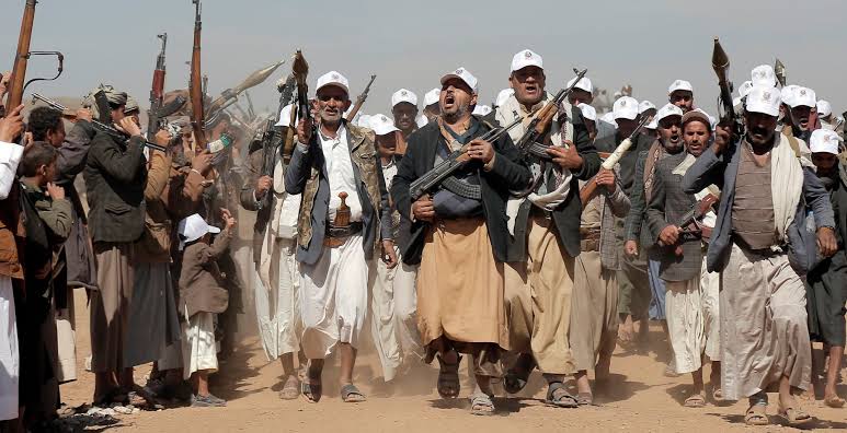 Houthi Attacks Disrupt Shipping, Draw U.S. Into Direct Conflict - WSJ