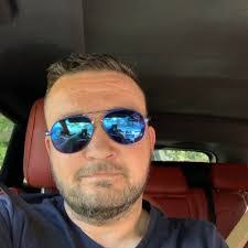 Paul Oxton's Instagram, Twitter & Facebook