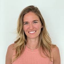 Anna Carter's Instagram, Twitter & Facebook