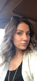 Kristin Hupp's Instagram, Twitter & Facebook