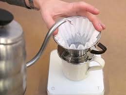 This is the best kettle you can get that's compatible with most cooktops. How To Brew Kalita Wave Sample Coffee Roasters
