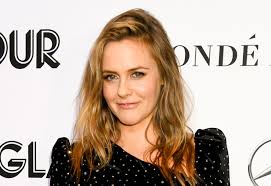 Alicia silverstone is an american actress and activist who won the mtv movie award for best breakthrough performance in 1994 for her stellar performance in her debut film, the crush. Alicia Silverstone Has A Unique Method For Reprimanding Her Son