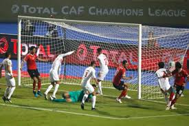 كشف حارس المنتخب المصري والنادي الأهلي السابق، الإعلامي أحمد شوبير، التشكيلة التي سيخوض بها الزمالك والأهلي، اليوم الأحد، مباراتهما المؤجلة من الجولة الرابعة لبطولة الدوري المصري. Ù…Ù„Ù ÙŠÙ„Ø§ ÙƒÙˆØ±Ø© Ø·Ù„Ø¨Ø§Øª Ø§Ù„Ø£Ù‡Ù„ÙŠ ÙˆØ§Ù„Ø²Ù…Ø§Ù„Ùƒ Ù„Ø­ ÙƒØ§Ù… Ø§Ù„Ù‚Ù…Ø© ÙŠÙ„Ø§ÙƒÙˆØ±Ø©