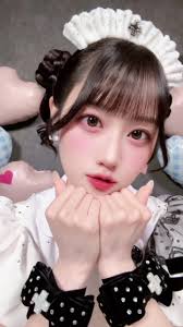 猫ミーム ダンス: にゃんにゃんねこ 小倉唯