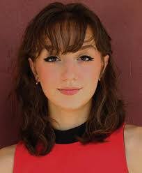 Sarah Thorn's Instagram, Twitter & Facebook