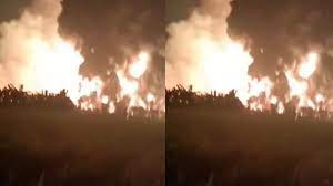 Pertamina pastikan pasokan bbm ke masyarakat aman pasca kebakaran di kilang minyak pt pertamina ru vi di balongan, indramayu, jawa barat, senin (23/20. Okcw 3rwlv Km