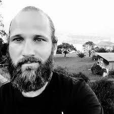 1332:Scott Markowitz has 21+ years as a TV/Film editor