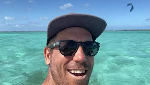 Here's a little insight from Paul Gresser about his experience with Zephyr  Tours and Gubaou Mari kitesurfing the incredible Magic Mile in the Torres  Strait. Explore the Magic Mile, experience the unique